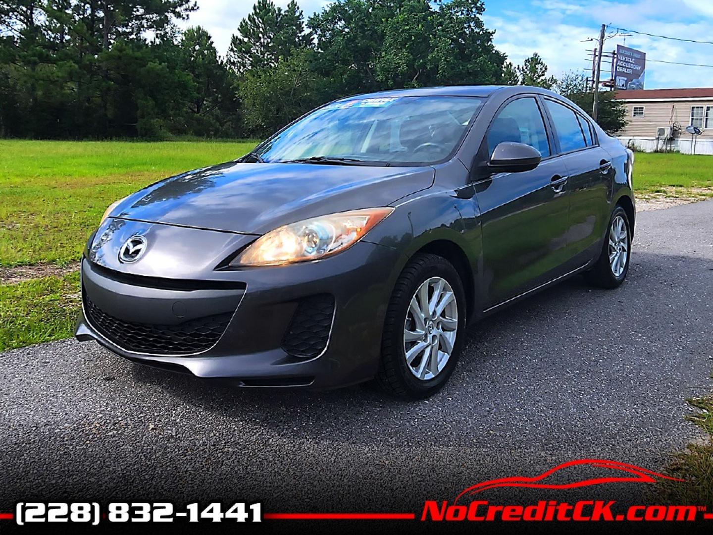 2012 Grey Mazda MAZDA3 i Touring 4-Door (JM1BL1V78C1) with an 2.0L L4 DOHC 16V engine, Automatic transmission, located at 18001 Kellogg Rd, Saucier, MS, 39574, (228) 832-1441, 39.421459, -76.641457 - 1-OWNER !! 2012 MAZDA MAZDA3I TOURING – MAZDA Strong! - 2.0L DOHC 16V – Runs GREAT - Just Serviced! – CARFAX 1-OWNER Vehicle! – CARFAX Well-Maintained Vehicle! – FUEL SAVER!! est. 40 MPG hwy! – AUTOMATIC Transmission – Ice COLD A/C – AM - Photo#0