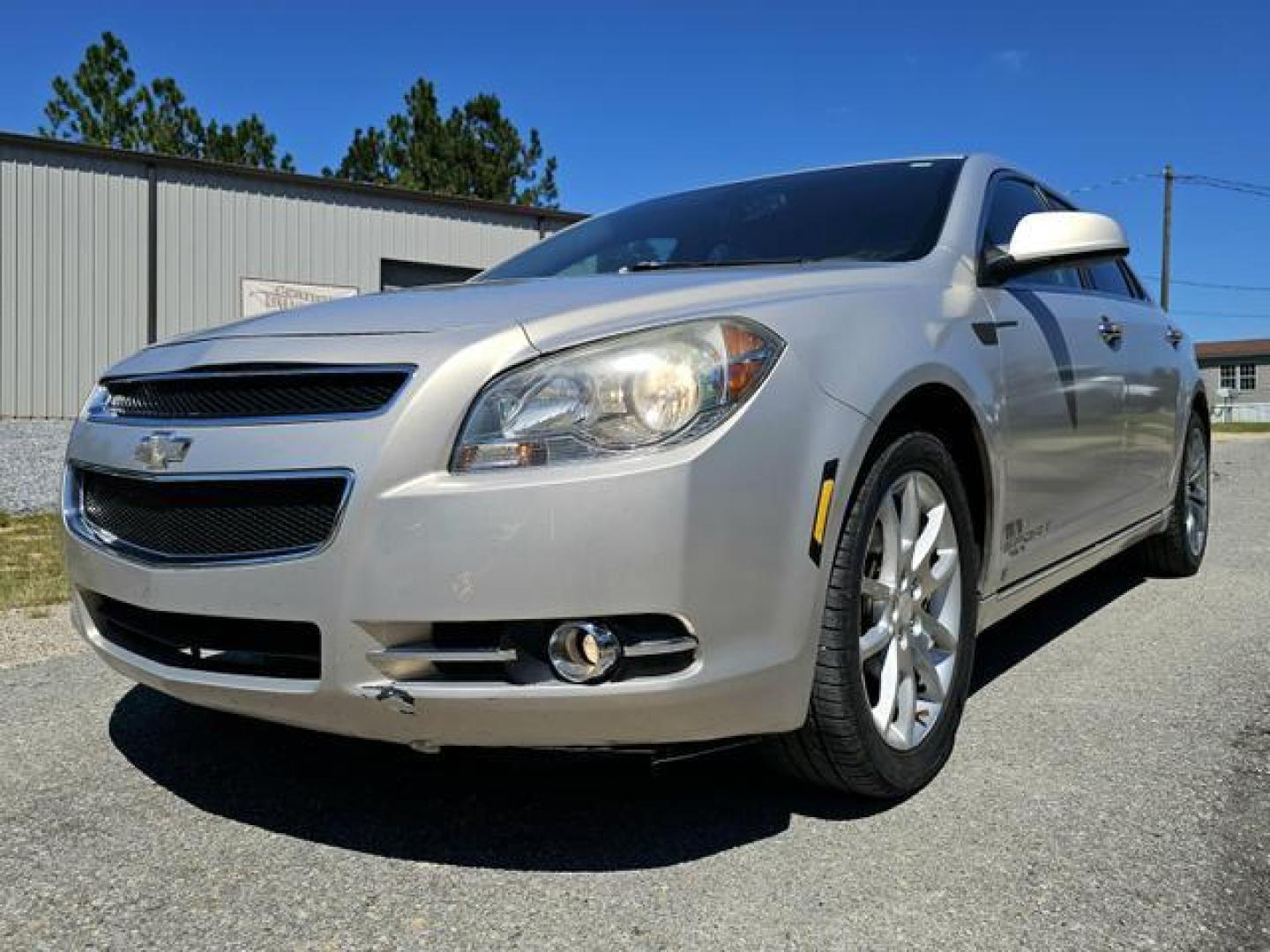 2009 Chevrolet Malibu LTZ Sedan 4D (1G1ZK57B79F) with an 2.4L L4 DOHC 16V engine, Auto, 6-Spd Overdrive and TAPshft transmission, located at 18001 Kellogg Rd, Saucier, MS, 39574, (228) 832-1441, 139.421463, -76.641457 - 2009 CHEVROLET MALIBU LTZ 4DR CARFAX REPORTS NO DAMAGE NO ACCIDENTS, EVEN SHOWS GREAT SERVICE HISTORY... THIS IS A SPECIAL CASH BLOW OUT FOR $2,900 AND WON'T LAST LONG CALL 228-832-1441 OFFICE 985-272-6940 TEXT CELL - Photo#0