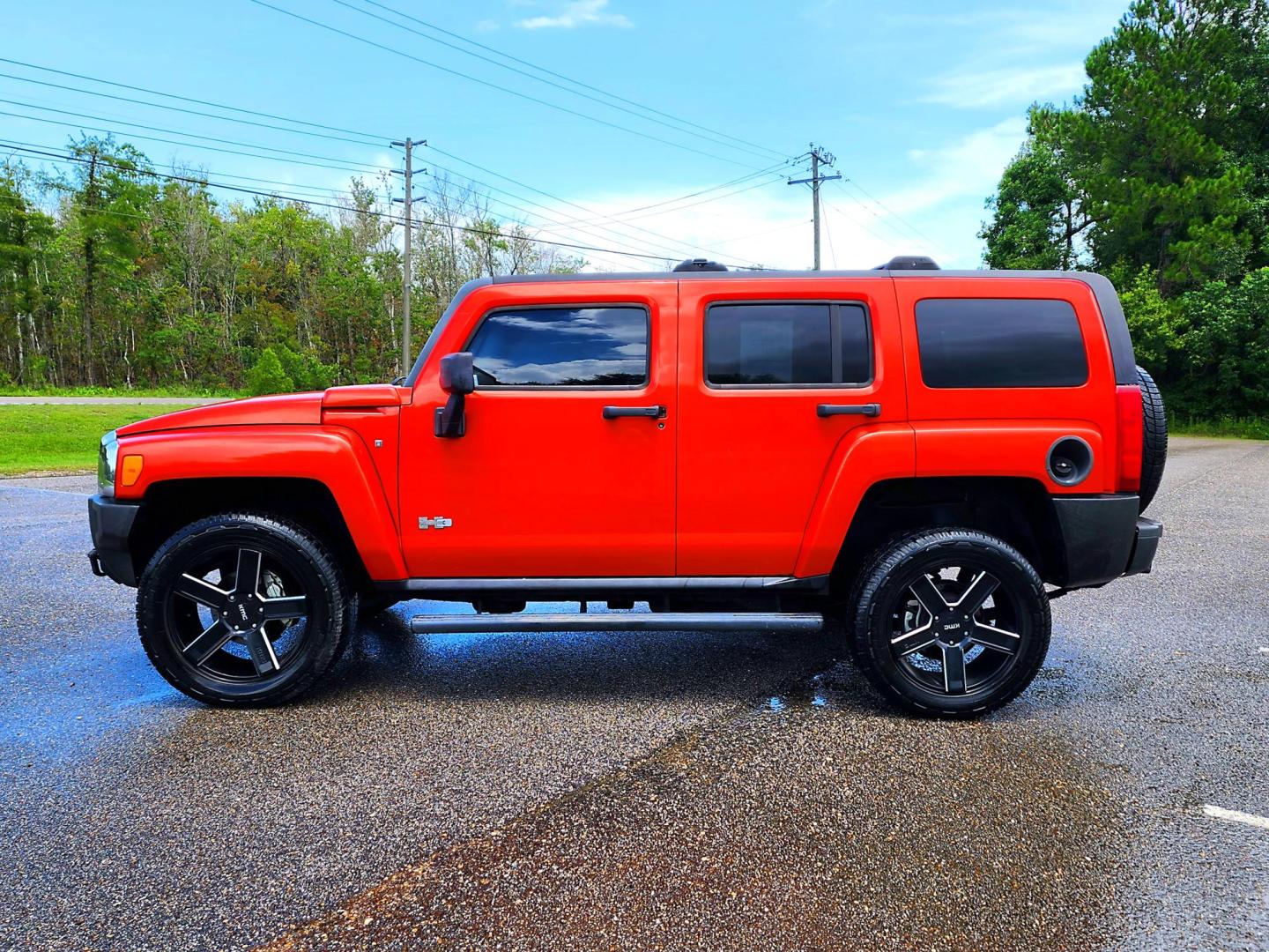 2008 Red Hummer H3 Base (5GTEN13E188) with an 3.7L L5 DOHC 20V engine, AUTOMATIC transmission, located at 18001 Kellogg Rd, Saucier, MS, 39574, (228) 832-1441, 39.421459, -76.641457 - Photo#7