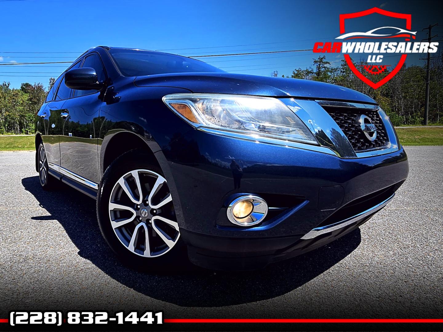 2014 Blue Nissan Pathfinder S 2WD (5N1AR2MN3EC) with an 3.5L V6 DOHC 24V engine, Continuously Variable Transmission transmission, located at 18001 Kellogg Rd, Saucier, MS, 39574, (228) 832-1441, 39.421459, -76.641457 - 1-OWNER !! 2014 NISSAN PATHFINDER SL – It's A CARFAX 1-OWNER Vehicle! – It's A CARFAX Well-Maintained Vehicle! – NISSAN Strong! - V6! 3.5L DOHC 24V – Runs GREAT - Just Serviced! – AUTOMATIC Transmission – Ice COLD A/C with Rear Controls – DUAL - Photo#0