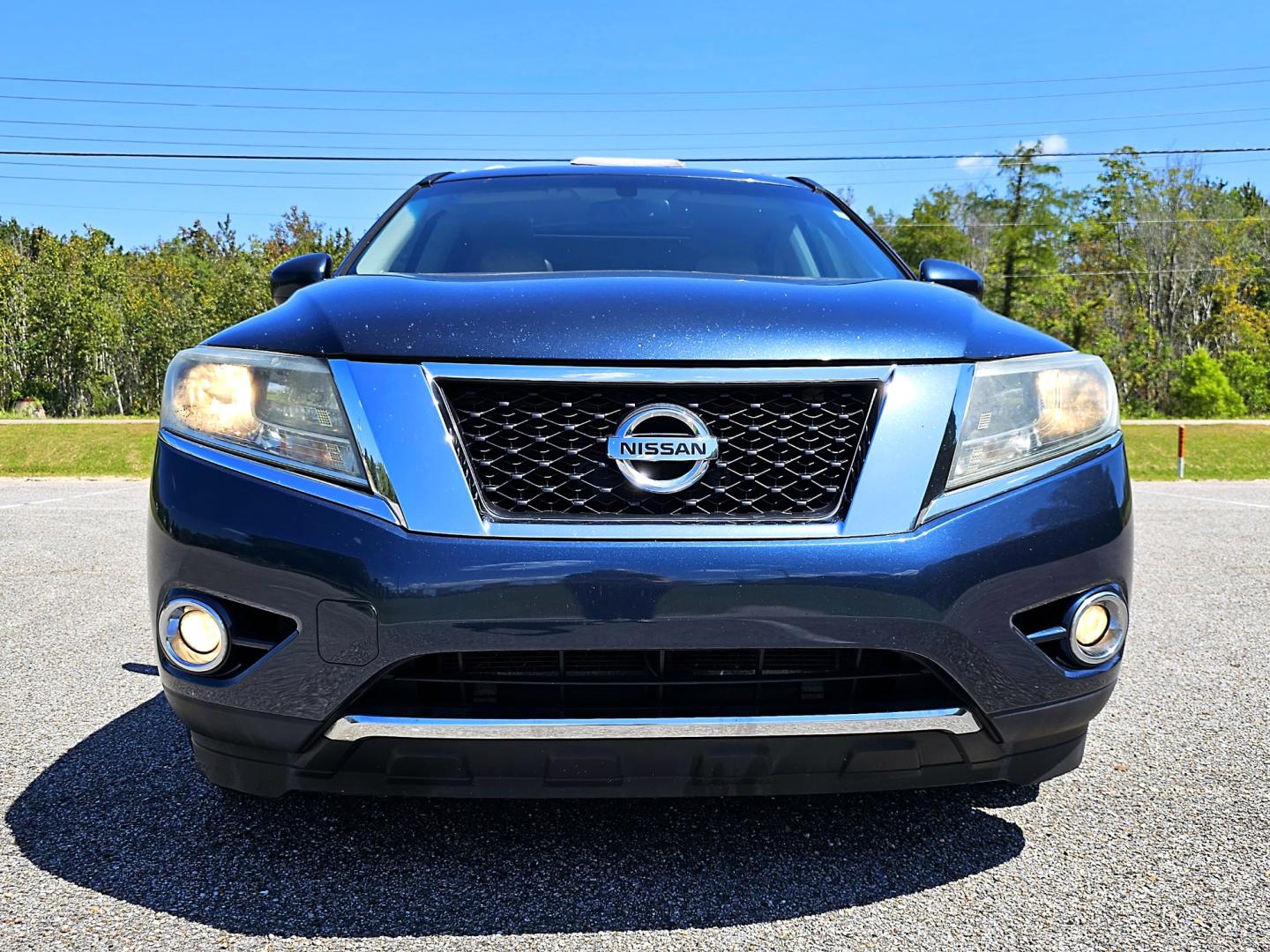 2014 Blue Nissan Pathfinder S 2WD (5N1AR2MN3EC) with an 3.5L V6 DOHC 24V engine, Continuously Variable Transmission transmission, located at 18001 Kellogg Rd, Saucier, MS, 39574, (228) 832-1441, 39.421459, -76.641457 - 1-OWNER !! 2014 NISSAN PATHFINDER SL – It's A CARFAX 1-OWNER Vehicle! – It's A CARFAX Well-Maintained Vehicle! – NISSAN Strong! - V6! 3.5L DOHC 24V – Runs GREAT - Just Serviced! – AUTOMATIC Transmission – Ice COLD A/C with Rear Controls – DUAL - Photo#2