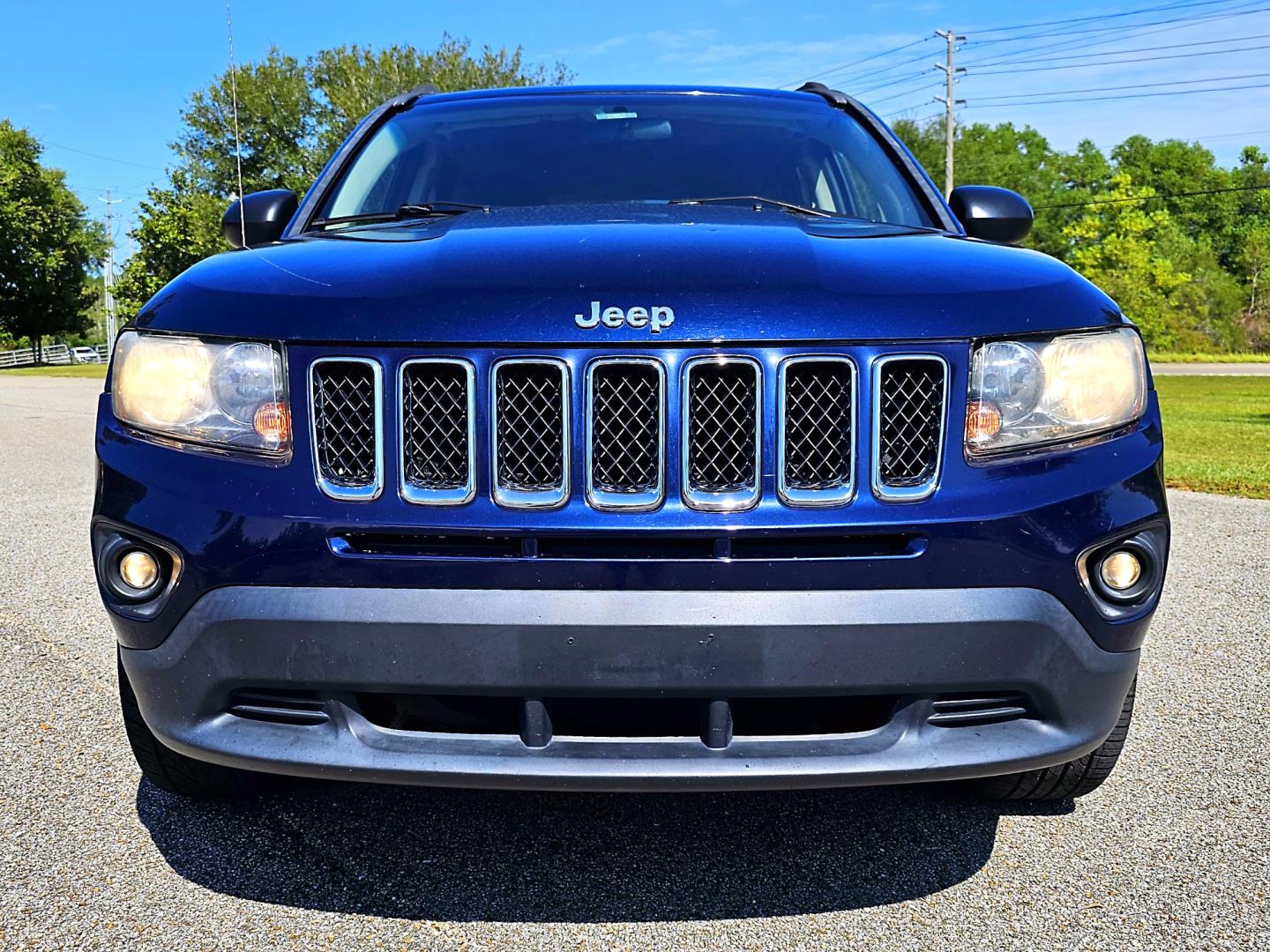 2014 Blue Jeep Compass Sport FWD (1C4NJCBA5ED) with an 2.0L L4 DOHC 16V engine, AUTOMATIC transmission, located at 18001 Kellogg Rd, Saucier, MS, 39574, (228) 832-1441, 39.421459, -76.641457 - CLEAN CARFAX !! 2014 JEEP COMPASS SPORT – JEEP Strong! - 2.0L DOHC 16V – Runs GREAT - Just Serviced! – CLEAN CARFAX Vehicle! – FUEL SAVER!! est. 30 MPG hwy! – AUTOMATIC Transmission – Ice COLD A/C – Aftermarket -AM // FM // XM // CD // USB // MP3 // BLUETOOTH Stereo  - Photo#2