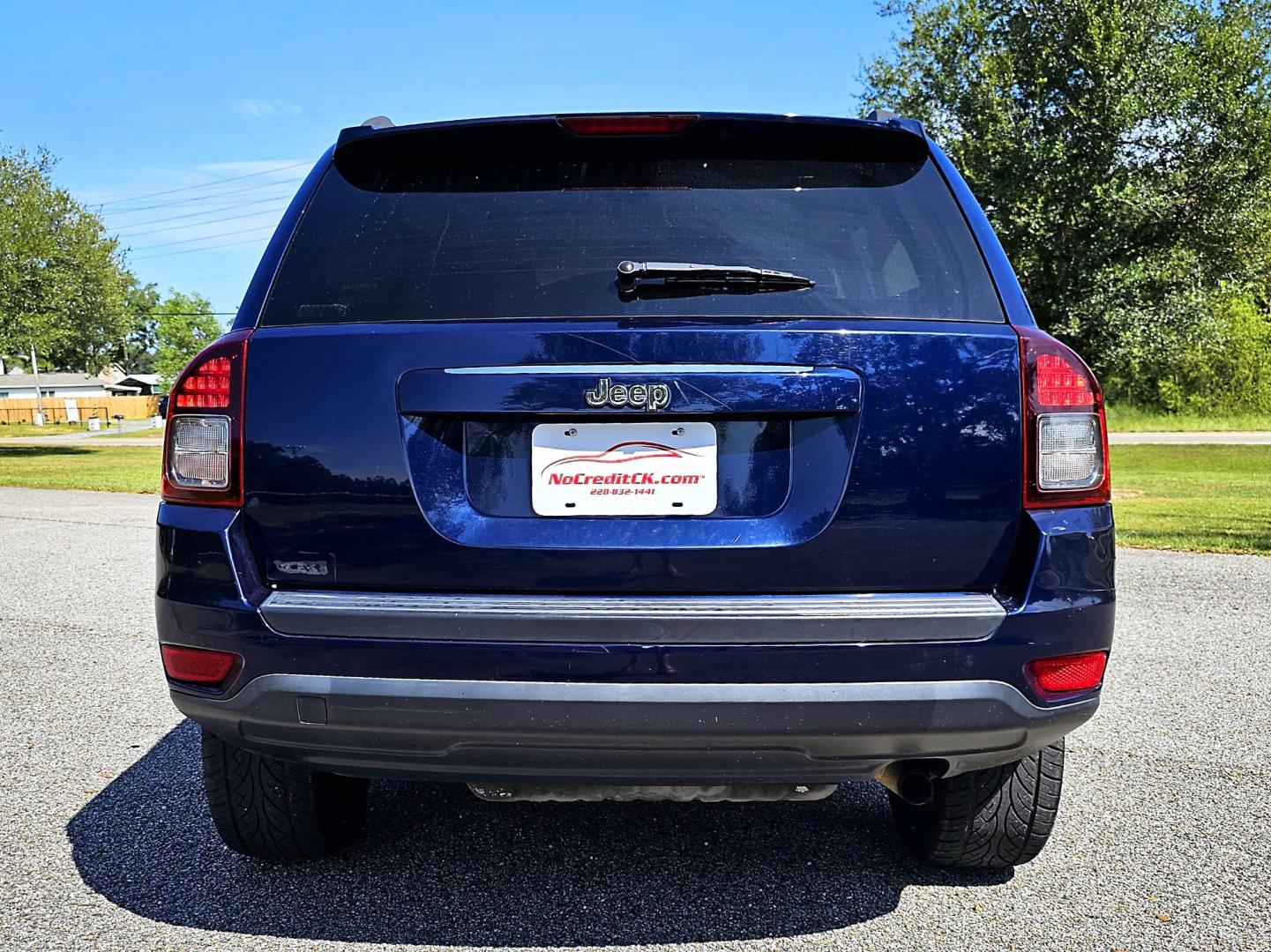 2014 Blue Jeep Compass Sport FWD (1C4NJCBA5ED) with an 2.0L L4 DOHC 16V engine, AUTOMATIC transmission, located at 18001 Kellogg Rd, Saucier, MS, 39574, (228) 832-1441, 39.421459, -76.641457 - CLEAN CARFAX !! 2014 JEEP COMPASS SPORT – JEEP Strong! - 2.0L DOHC 16V – Runs GREAT - Just Serviced! – CLEAN CARFAX Vehicle! – FUEL SAVER!! est. 30 MPG hwy! – AUTOMATIC Transmission – Ice COLD A/C – Aftermarket -AM // FM // XM // CD // USB // MP3 // BLUETOOTH Stereo  - Photo#7