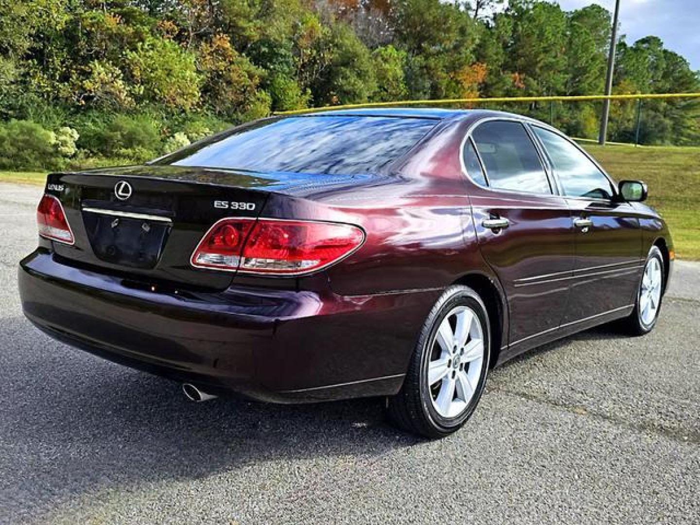 2006 Burgundy /Gray Lexus ES ES 330 Sedan 4D (JTHBA30G165) with an 3.3L V6 F 24V engine, Automatic, 5-Spd w/Overdrive transmission, located at 18001 Kellogg Rd, Saucier, MS, 39574, (228) 832-1441, 139.421463, -76.641457 - 2006 Lexus ES 330 Sedan $1,190. DOWN *NO CREDIT CHECK** NO TURN DOWNS** IRON CLAD Limited Warranty* *FREE 12 MONTHS OF OIL CHANGES* 12 Months IRON CLAD limited Warranty* Give us a call before it's gone - this deal won't be here long! **PAYMENTS YOU CAN AFFORD** Call NOW: 228-832-1441 Text - Photo#6