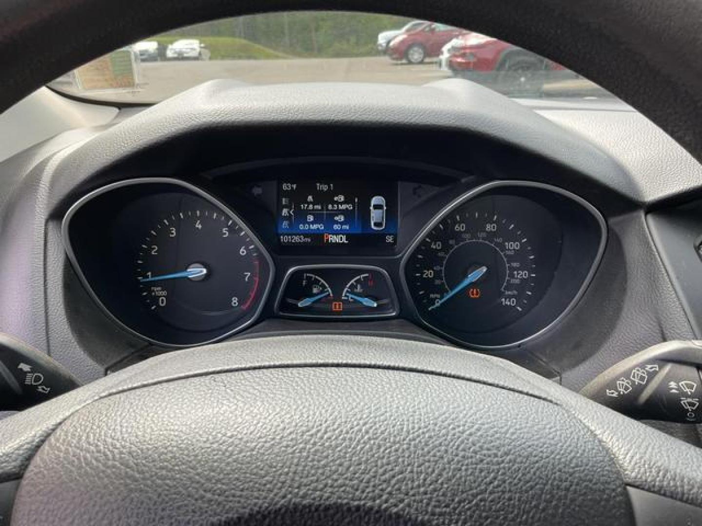 2018 White /Beige Ford Focus SE Hatchback 4D (1FADP3K26JL) , Auto, 6-Spd Powershift transmission, located at 18001 Kellogg Rd, Saucier, MS, 39574, (228) 832-1441, 39.421459, -76.641457 - Photo#14