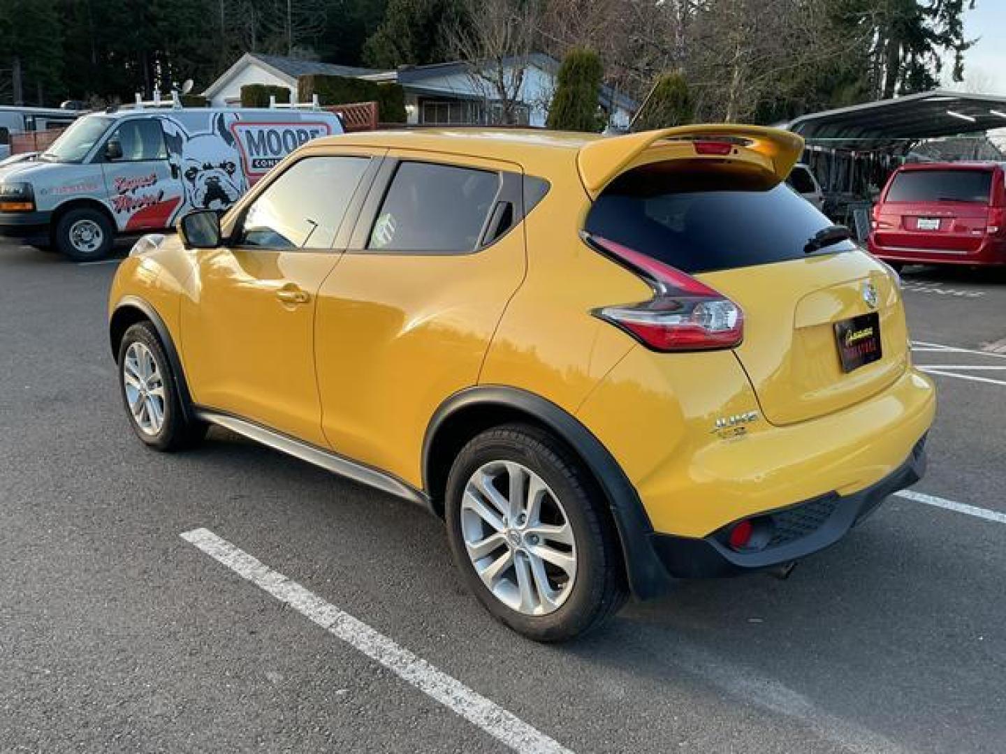 2015 Yellow /Black Nissan JUKE SL Sport Utility 4D (JN8AF5MV6FT) , Automatic, CVT w/Xtronic transmission, located at 18001 Kellogg Rd, Saucier, MS, 39574, (228) 832-1441, 39.421459, -76.641457 - **Dealer Statement: The Trade Store offers the nicest previously owned inventory you'll find of cars, vans, trucks and more. We offer many banks, credit unions and special financing options to fit your needs regardless of your credit, as well as sourcing of specific vehicles for qualified custom - Photo#2