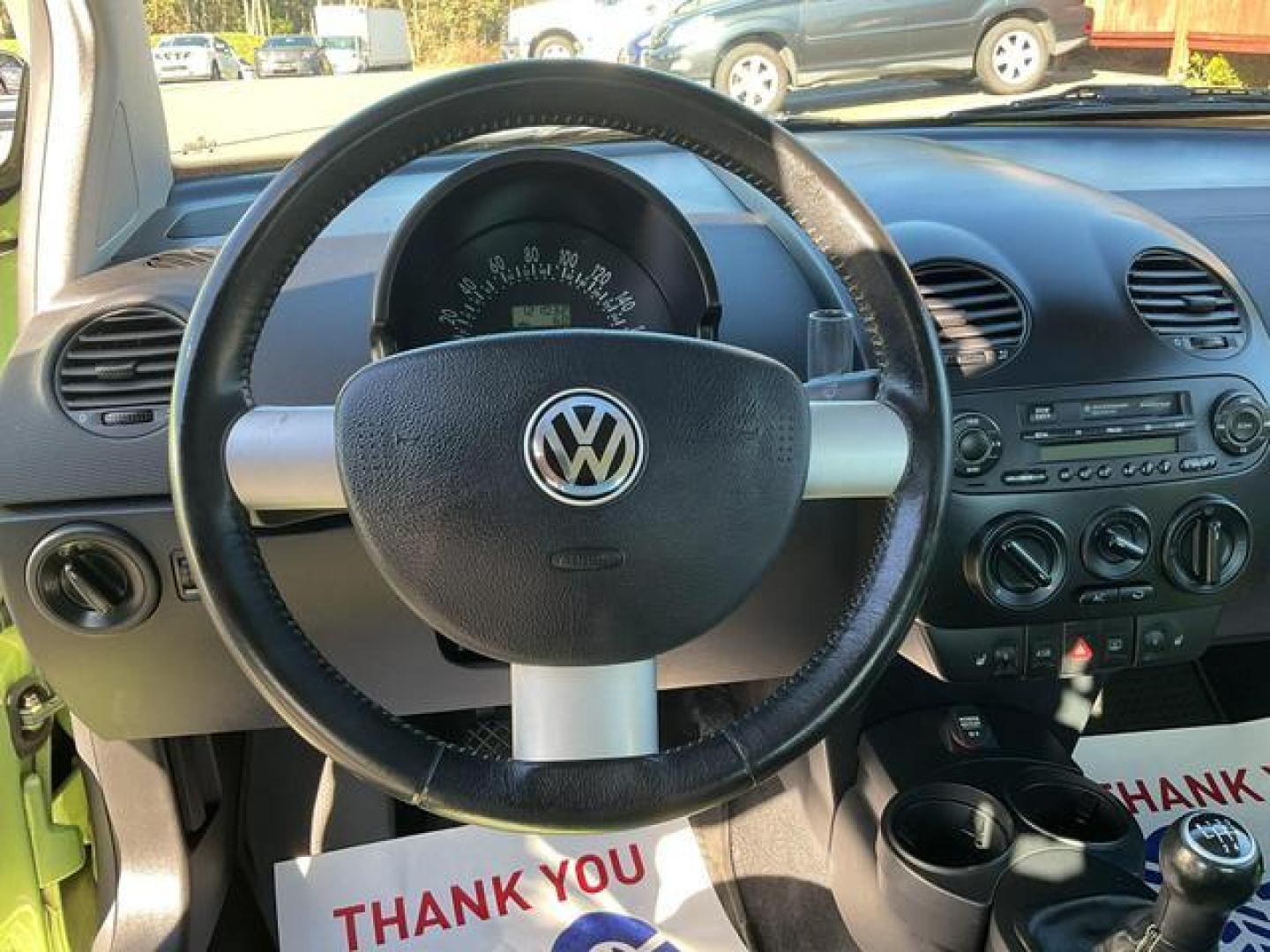 2003 Green /Black Volkswagen New Beetle GLS Hatchback Coupe 2D (3VWCD21C33M) , Manual, 5-Spd transmission, located at 18001 Kellogg Rd, Saucier, MS, 39574, (228) 832-1441, 39.421459, -76.641457 - Photo#13