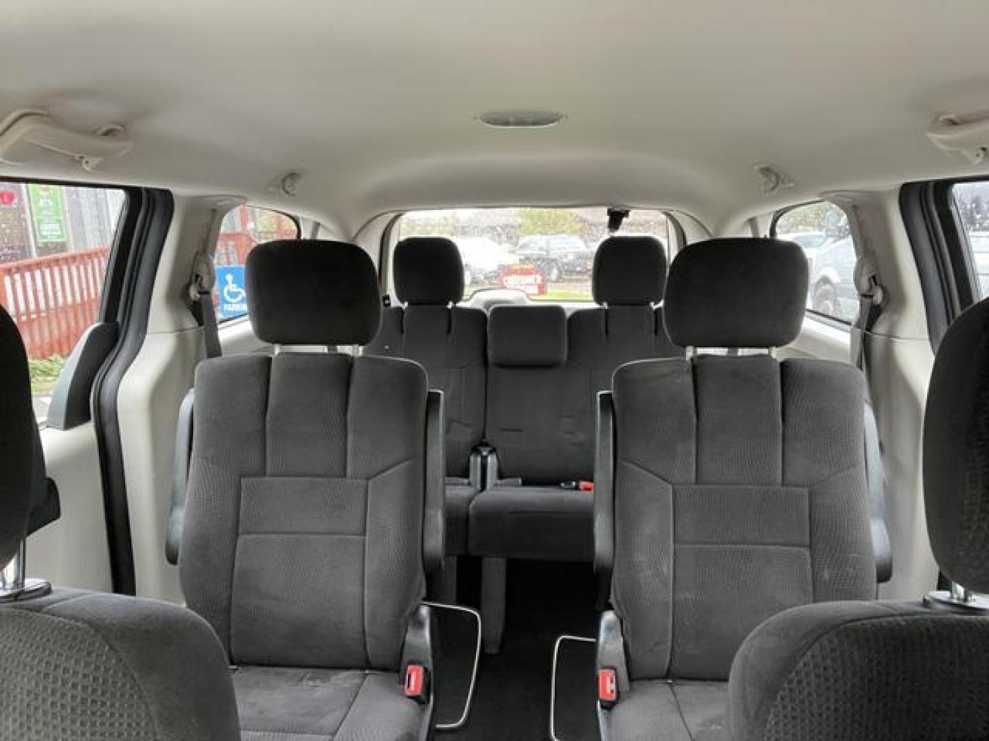 2013 Silver /Black Dodge Grand Caravan Passenger AVP Minivan 4D (2C4RDGBG8DR) , Automatic, 6-Spd transmission, located at 18001 Kellogg Rd, Saucier, MS, 39574, (228) 832-1441, 39.421459, -76.641457 - Photo#20