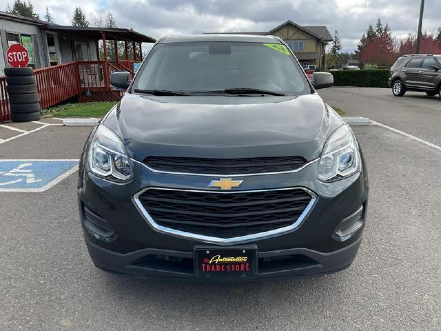 2017 Gray /Black Chevrolet Equinox LS Sport Utility 4D (2GNALBEK5H1) , Auto, 6-Spd w/OD transmission, located at 18001 Kellogg Rd, Saucier, MS, 39574, (228) 832-1441, 39.421459, -76.641457 - Photo#7