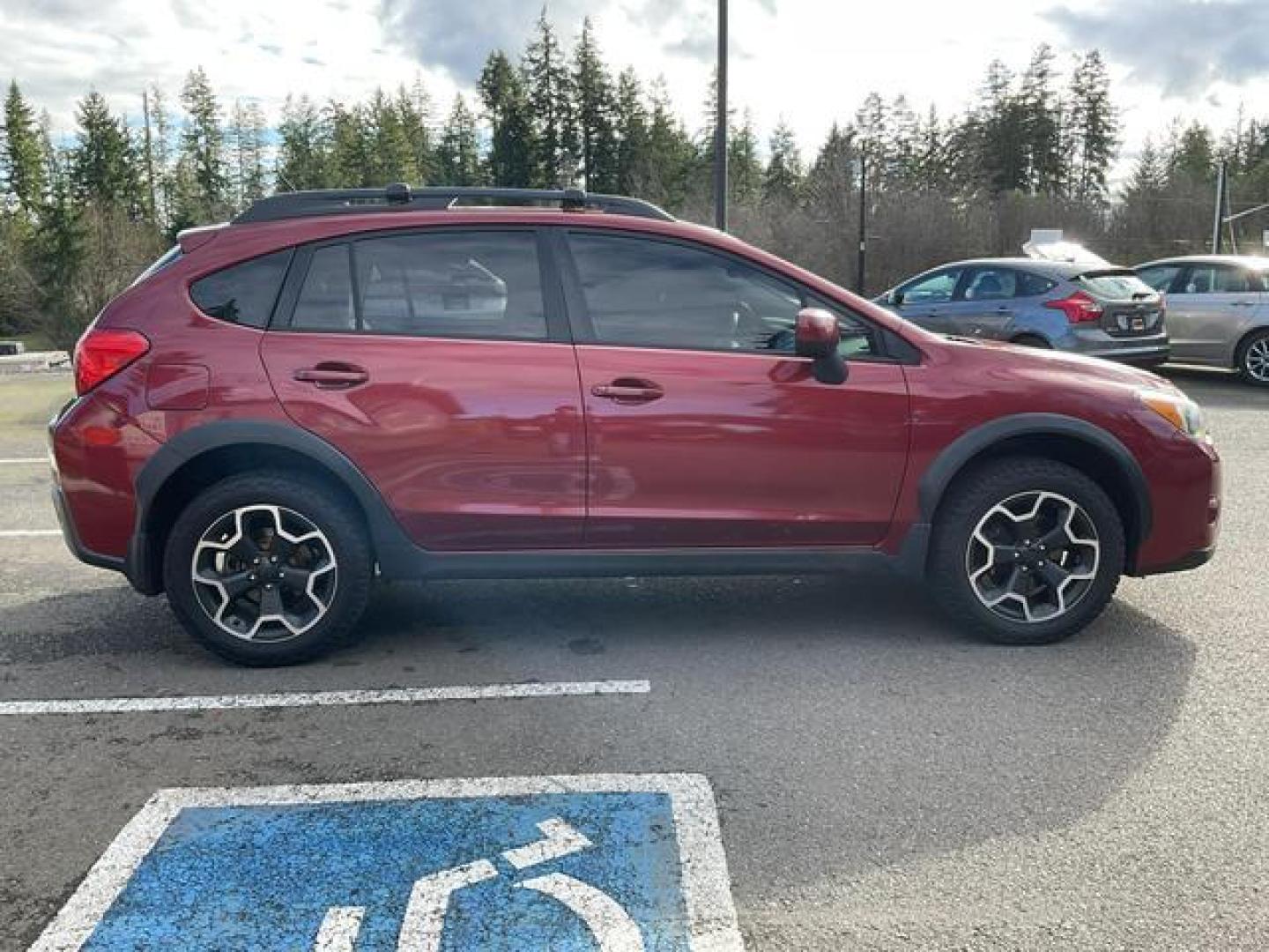 2013 Red /Gray Subaru XV Crosstrek Premium Sport Utility 4D (JF2GPACC7D2) , Automatic, CVT transmission, located at 18001 Kellogg Rd, Saucier, MS, 39574, (228) 832-1441, 39.421459, -76.641457 - Photo#5