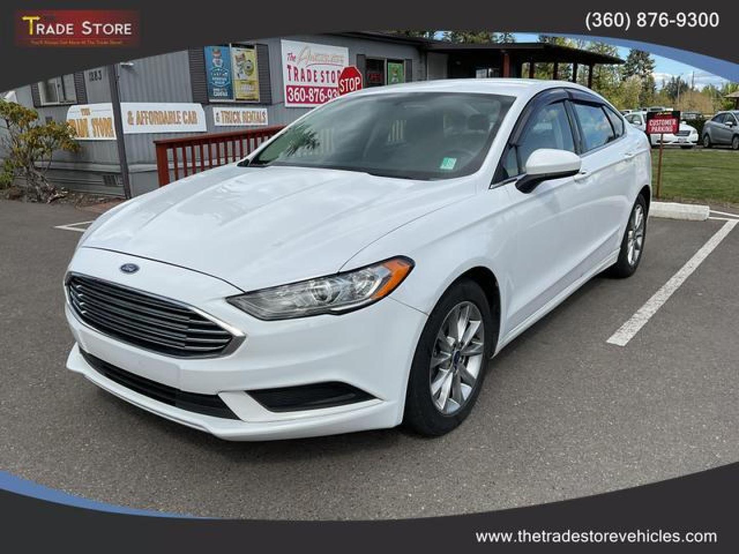 2017 White /Gray Ford Fusion SE Sedan 4D (3FA6P0H7XHR) , Auto, 6-Spd SelectShift transmission, located at 18001 Kellogg Rd, Saucier, MS, 39574, (228) 832-1441, 39.421459, -76.641457 - **Dealer Statement: The Trade Store offers the nicest previously owned inventory you'll find of cars, vans, trucks and more. We offer many banks, credit unions and special financing options to fit your needs regardless of your credit, as well as sourcing of specific vehicles for qualified custom - Photo#0