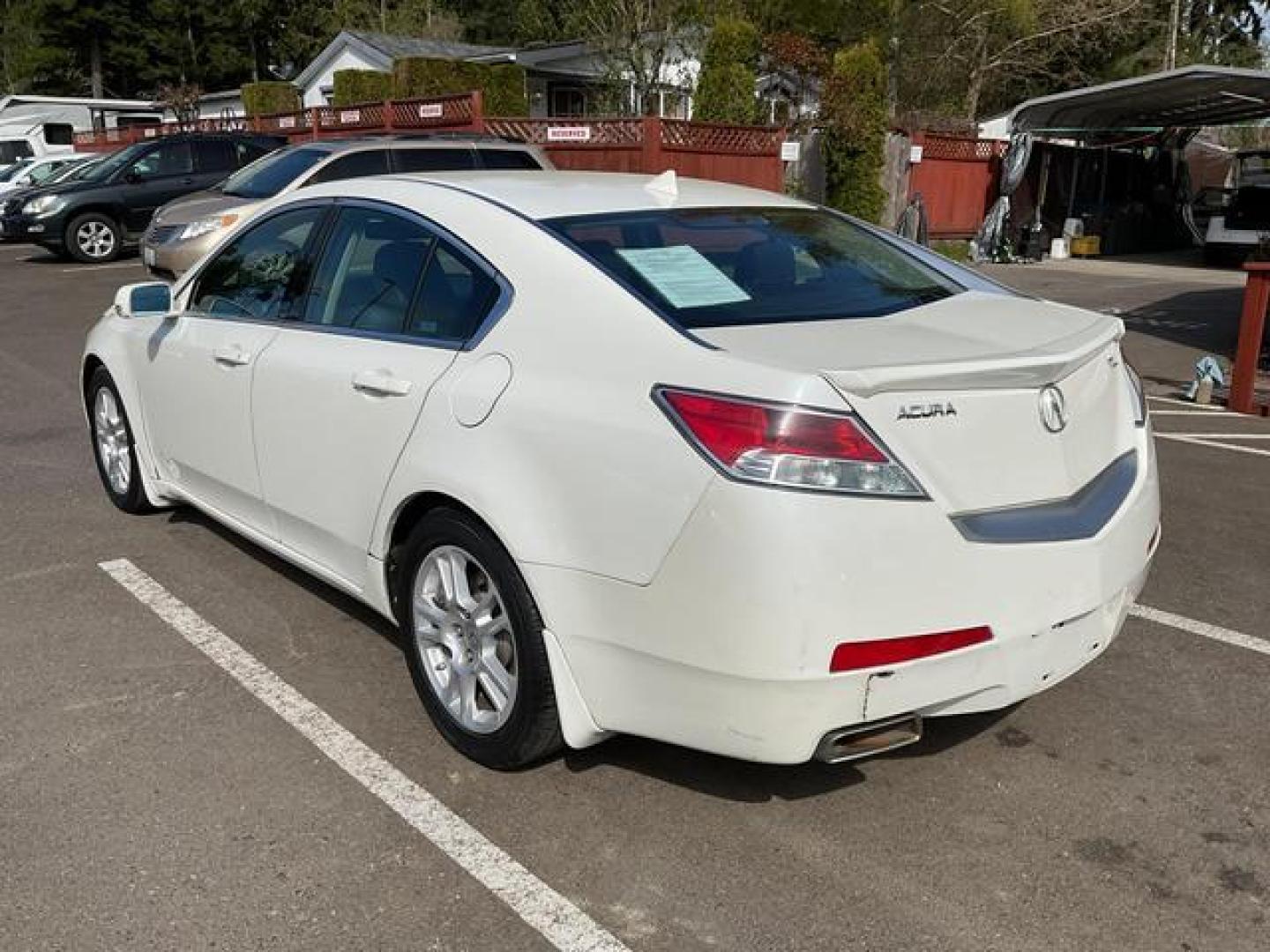 2009 White /Black Acura TL Sedan 4D (19UUA86219A) , Automatic, 5-Spd w/Overdrive and SportShift transmission, located at 18001 Kellogg Rd, Saucier, MS, 39574, (228) 832-1441, 39.421459, -76.641457 - **Dealer Statement: The Trade Store offers the nicest previously owned inventory you'll find of cars, vans, trucks and more. We offer many banks, credit unions and special financing options to fit your needs regardless of your credit, as well as sourcing of specific vehicles for qualified custom - Photo#2