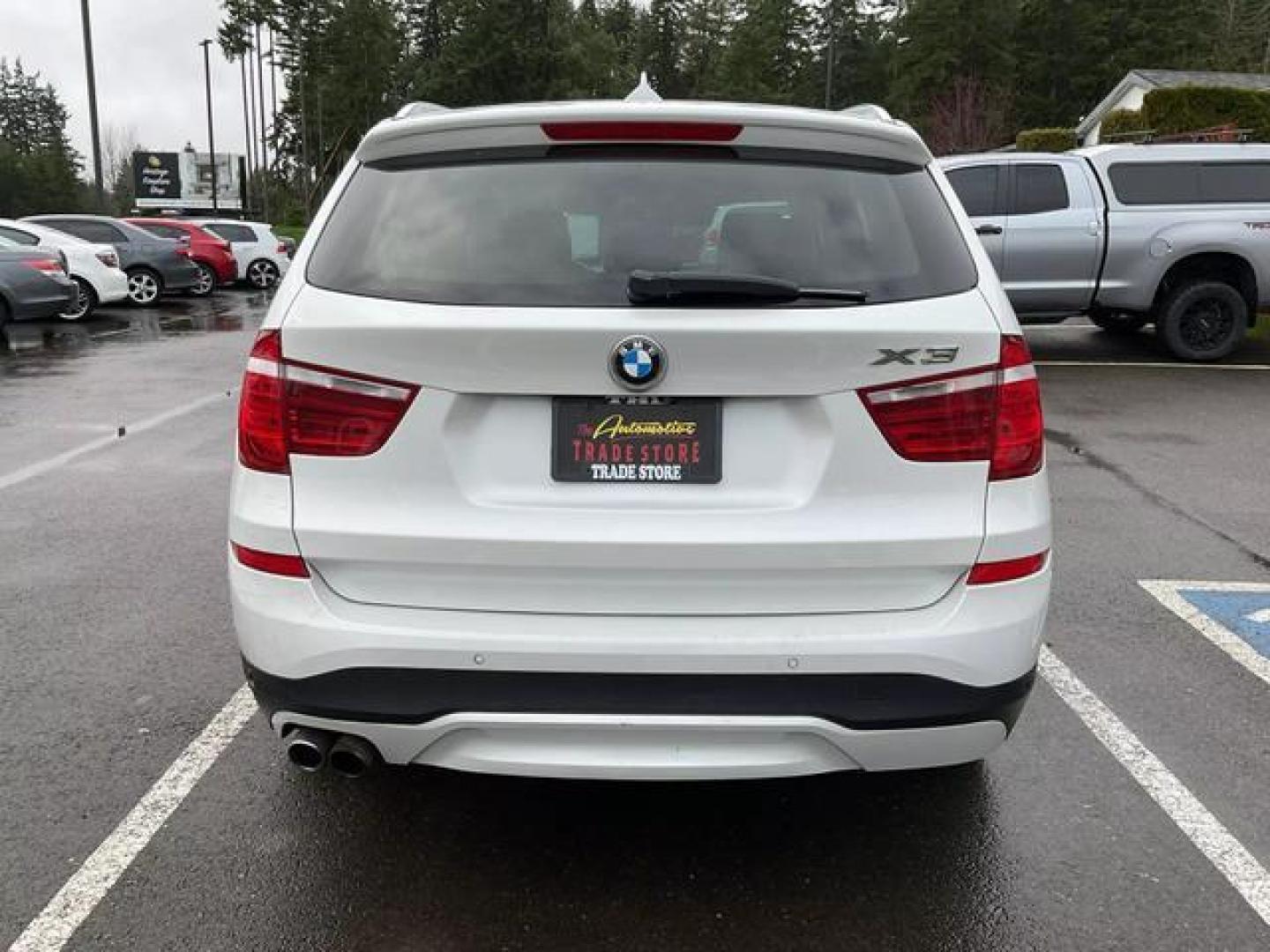 2016 White /Beige BMW X3 xDrive28i Sport Utility 4D (5UXWX9C58G0) , Auto, 8-Spd Stptrnc Spt transmission, located at 18001 Kellogg Rd, Saucier, MS, 39574, (228) 832-1441, 39.421459, -76.641457 - Photo#3