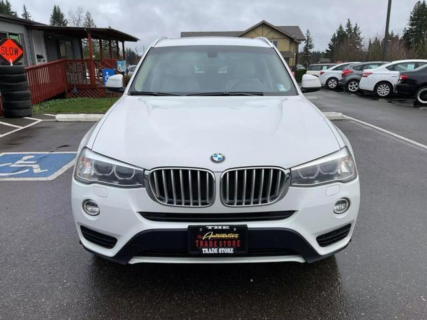 2016 White /Beige BMW X3 xDrive28i Sport Utility 4D (5UXWX9C58G0) , Auto, 8-Spd Stptrnc Spt transmission, located at 18001 Kellogg Rd, Saucier, MS, 39574, (228) 832-1441, 39.421459, -76.641457 - Photo#7