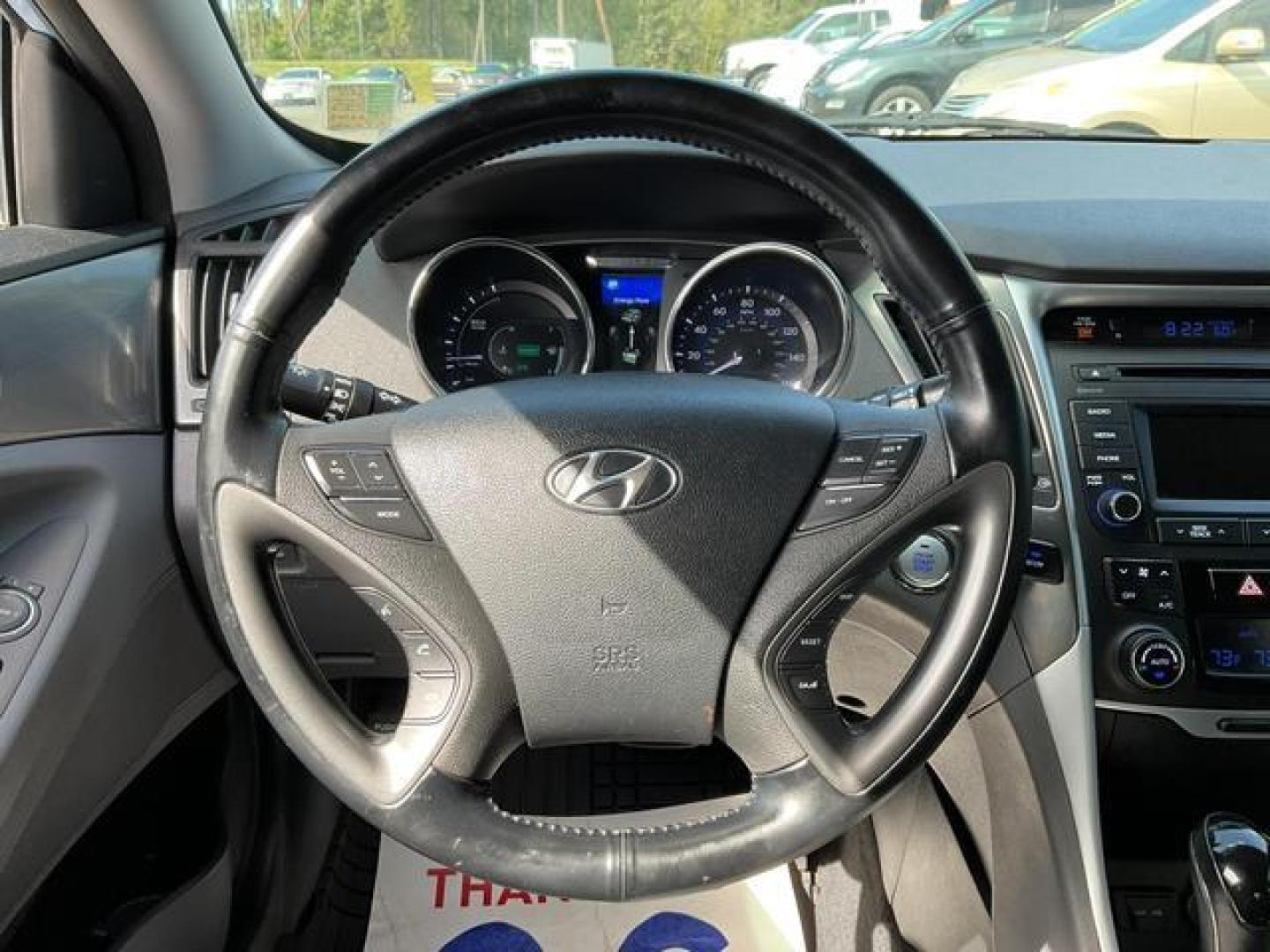 2015 Blue /Gray Hyundai Sonata Hybrid Limited Sedan 4D (KMHEC4A4XFA) , Auto, 6-Spd w/Shiftronic and Drive Mode Select transmission, located at 18001 Kellogg Rd, Saucier, MS, 39574, (228) 832-1441, 39.421459, -76.641457 - Photo#13