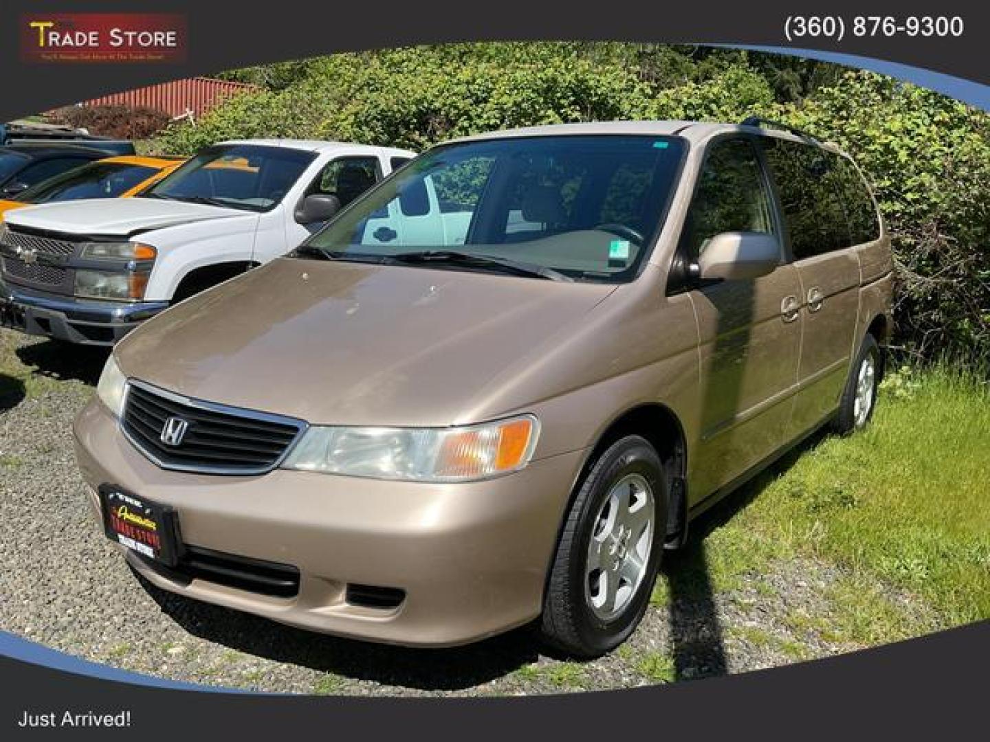 2001 Gold /Gray Honda Odyssey EX Minivan 4D (2HKRL18691H) , Automatic transmission, located at 18001 Kellogg Rd, Saucier, MS, 39574, (228) 832-1441, 39.421459, -76.641457 - Photo#0