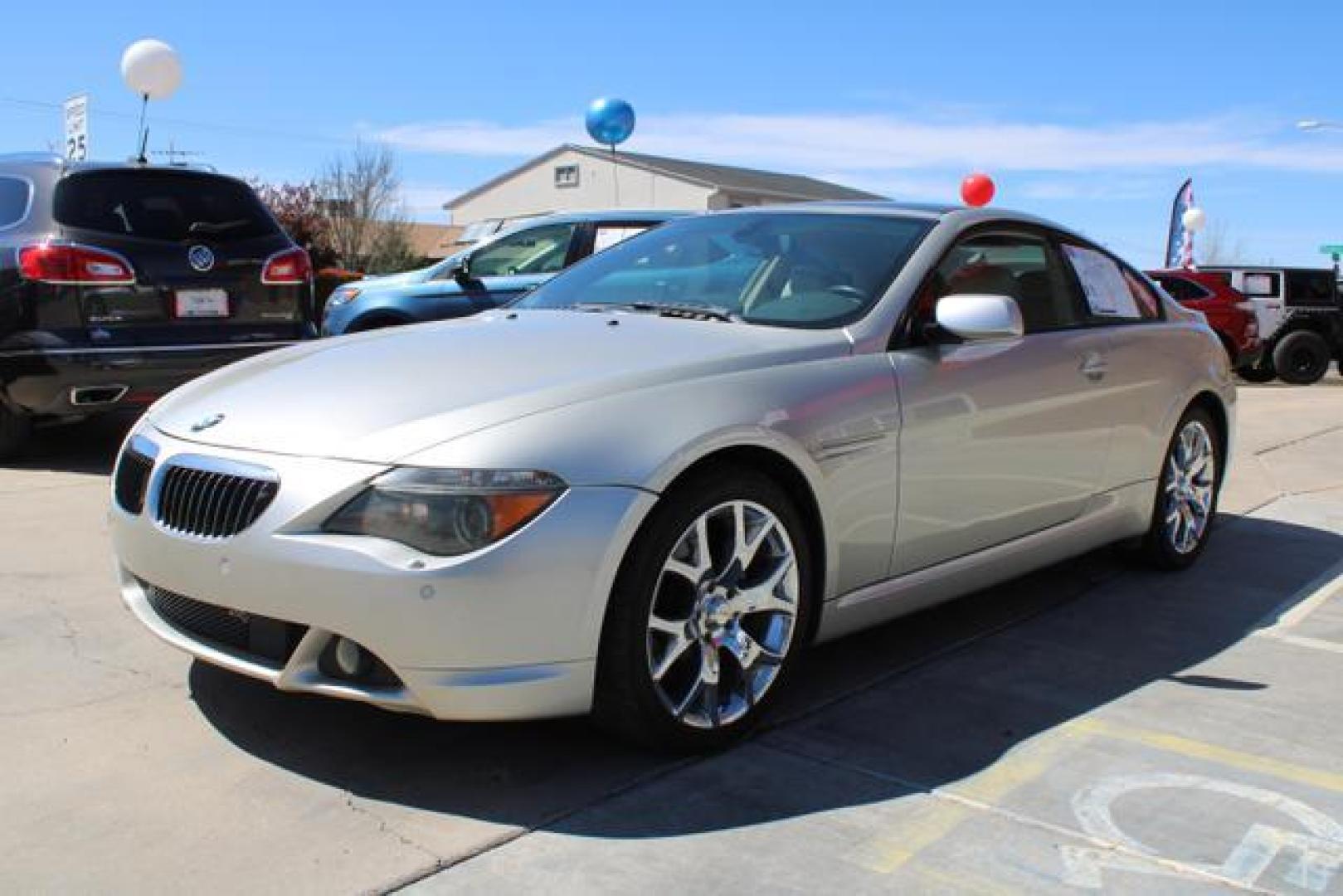 2005 Mineral Silver Metallic /Cream Beige BMW 6 Series 645Ci Coupe 2D (WBAEH73465B) , Automatic transmission, located at 18001 Kellogg Rd, Saucier, MS, 39574, (228) 832-1441, 39.421459, -76.641457 - Photo#3