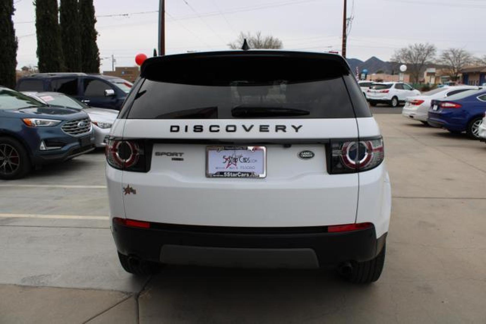 2019 White /Black Land Rover Discovery Sport HSE Sport Utility 4D (SALCR2FX5KH) , Automatic, 9-Spd transmission, located at 18001 Kellogg Rd, Saucier, MS, 39574, (228) 832-1441, 39.421459, -76.641457 - Photo#13