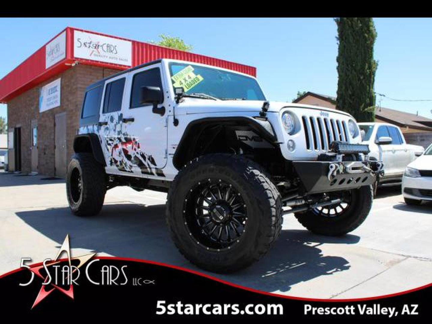 2018 White /Gray Jeep Wrangler Unlimited Sahara (JK) Sport Utility 4D (1C4HJWEG2JL) , Automatic, 5-Spd transmission, located at 18001 Kellogg Rd, Saucier, MS, 39574, (228) 832-1441, 39.421459, -76.641457 - Photo#0