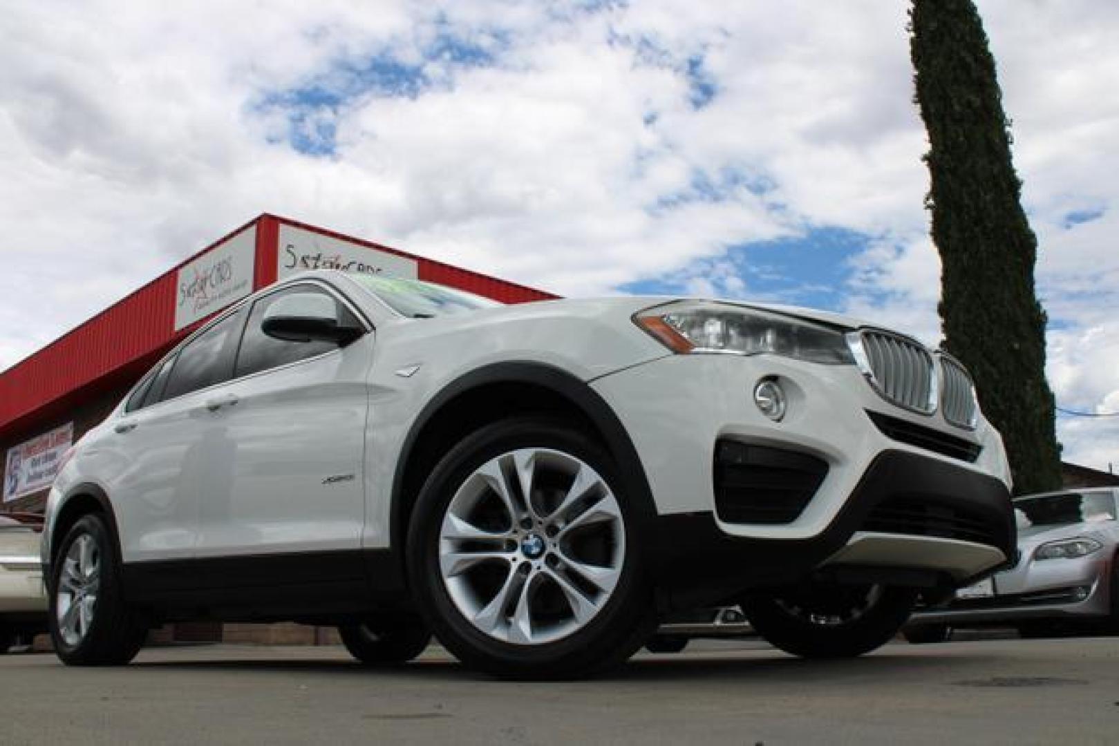 2015 Alpine White /Black Leather BMW X4 xDrive28i Sport Utility 4D (5UXXW3C52F0) , Auto, 8-Spd Spt Manual transmission, located at 18001 Kellogg Rd, Saucier, MS, 39574, (228) 832-1441, 39.421459, -76.641457 - Photo#13