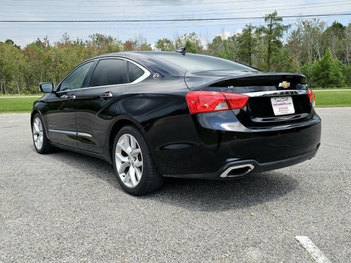 2017 Black /Black Chevrolet Impala Premier Sedan 4D (2G1145S3XH9) , Auto, 6-Spd Overdrive transmission, located at 18001 Kellogg Rd, Saucier, MS, 39574, (228) 832-1441, 139.421463, -76.641457 - Photo#8