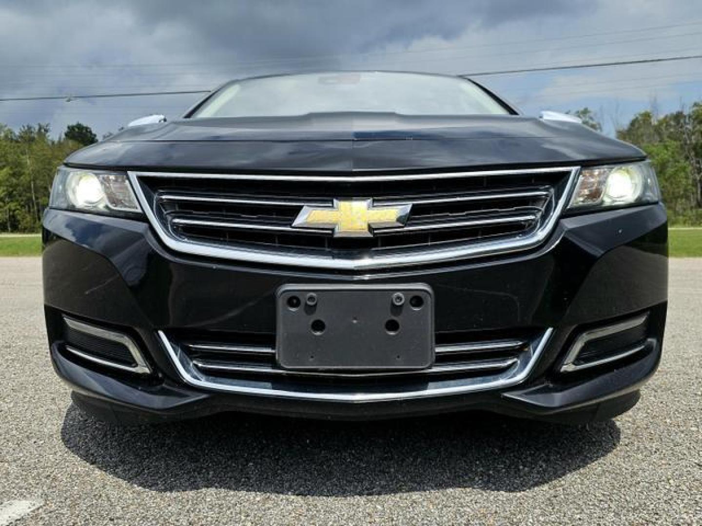 2017 Black /Black Chevrolet Impala Premier Sedan 4D (2G1145S3XH9) , Auto, 6-Spd Overdrive transmission, located at 18001 Kellogg Rd, Saucier, MS, 39574, (228) 832-1441, 139.421463, -76.641457 - Photo#2