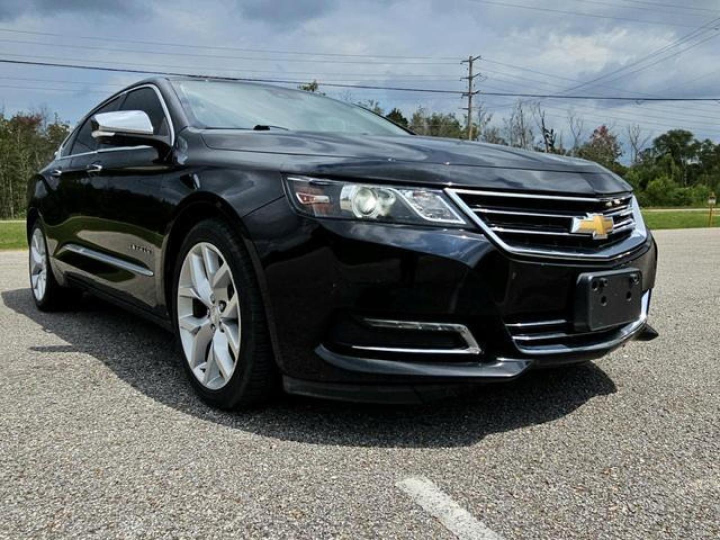 2017 Black /Black Chevrolet Impala Premier Sedan 4D (2G1145S3XH9) , Auto, 6-Spd Overdrive transmission, located at 18001 Kellogg Rd, Saucier, MS, 39574, (228) 832-1441, 139.421463, -76.641457 - Photo#3