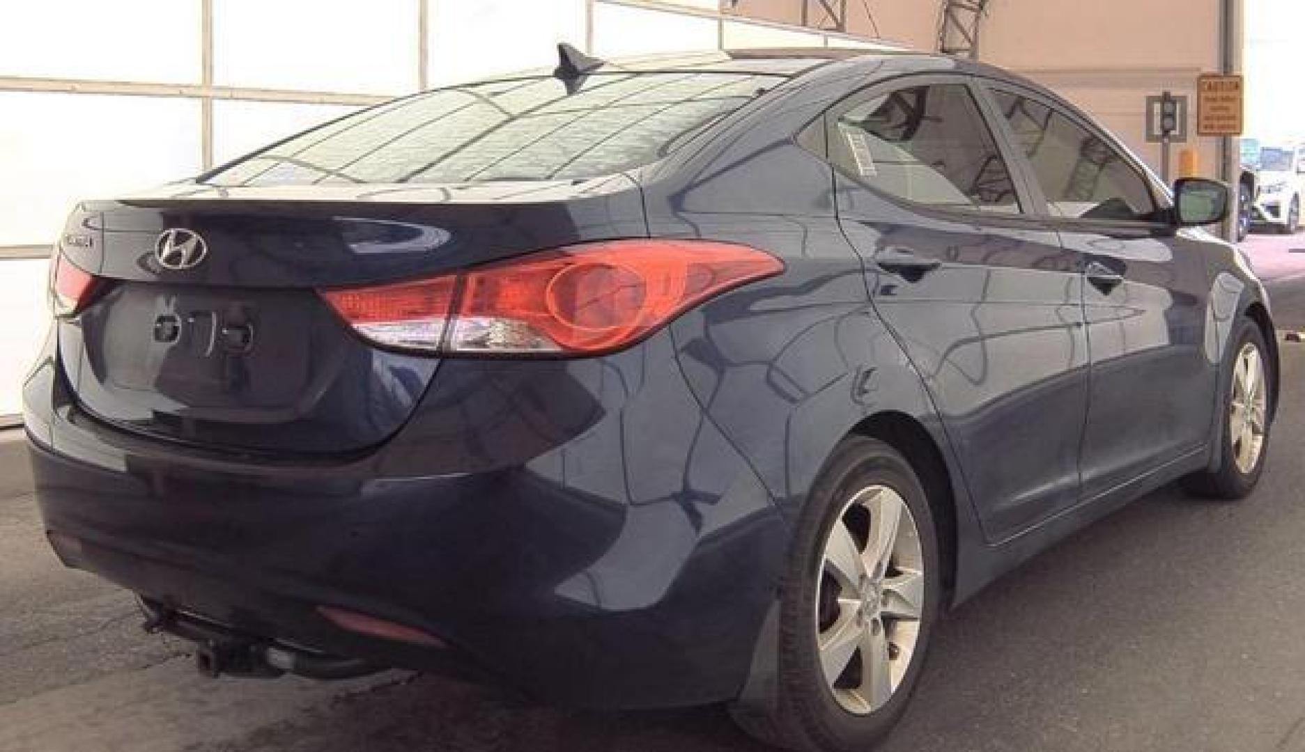 2013 Hyundai Elantra GLS Sedan 4D (5NPDH4AE1DH) , Auto, 6-Spd w/Shftrnc transmission, located at 18001 Kellogg Rd, Saucier, MS, 39574, (228) 832-1441, 139.421463, -76.641457 - Photo#3