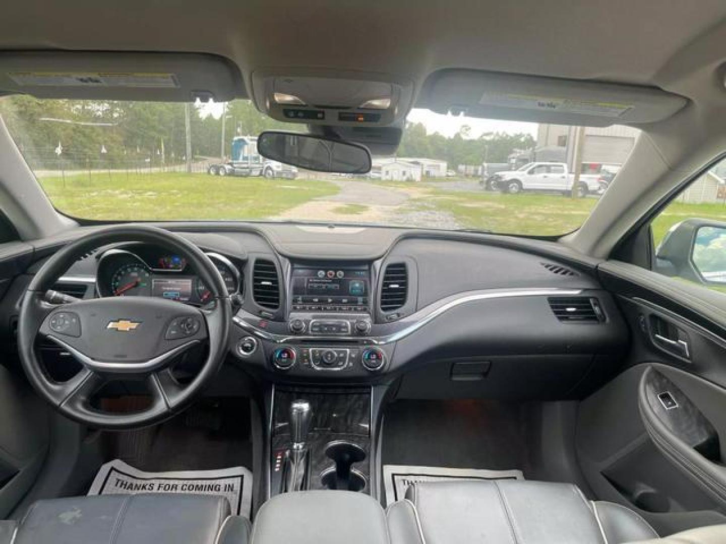 2015 Blue /Gray Chevrolet Impala LTZ Sedan 4D (1G1165S37FU) , Auto, 6-Spd Overdrive transmission, located at 18001 Kellogg Rd, Saucier, MS, 39574, (228) 832-1441, 139.421463, -76.641457 - Photo#10