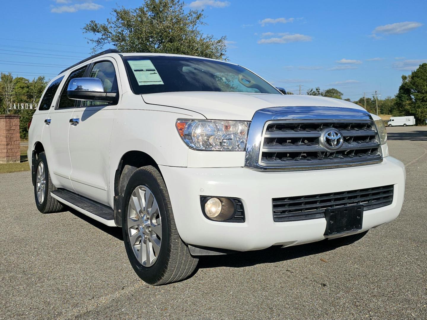 2008 White /TAN Toyota Sequoia Limited Sport Utility 4D (5TDZY68A08S) , Automatic, 6-Spd w/Overdrive transmission, located at 18001 Kellogg Rd, Saucier, MS, 39574, (228) 832-1441, 139.421463, -76.641457 - NO CREDIT CHECK * NO TURN DOWN'S **2008 Toyota Sequoia Limited Sport Utility 4D **Bad Credit No Problem!*** No Credit No Problem*** Repossession No Problem***Taxes and Tags Included*** $2,800 DOWN cash or trade* LOW MILES 141,961 *FREE 12 Months Dealer Limited Warranty Service Contract***FREE - Photo#11