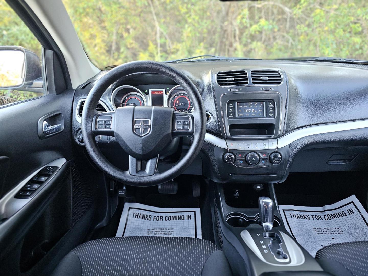 2018 SILVER /GRAY/BLACK Dodge Journey SXT (3C4PDCBG9JT) with an 3.6L V6 DOHC 24V engine, 4A transmission, located at 18001 Kellogg Rd, Saucier, MS, 39574, (228) 832-1441, 139.421463, -76.641457 - Photo#13