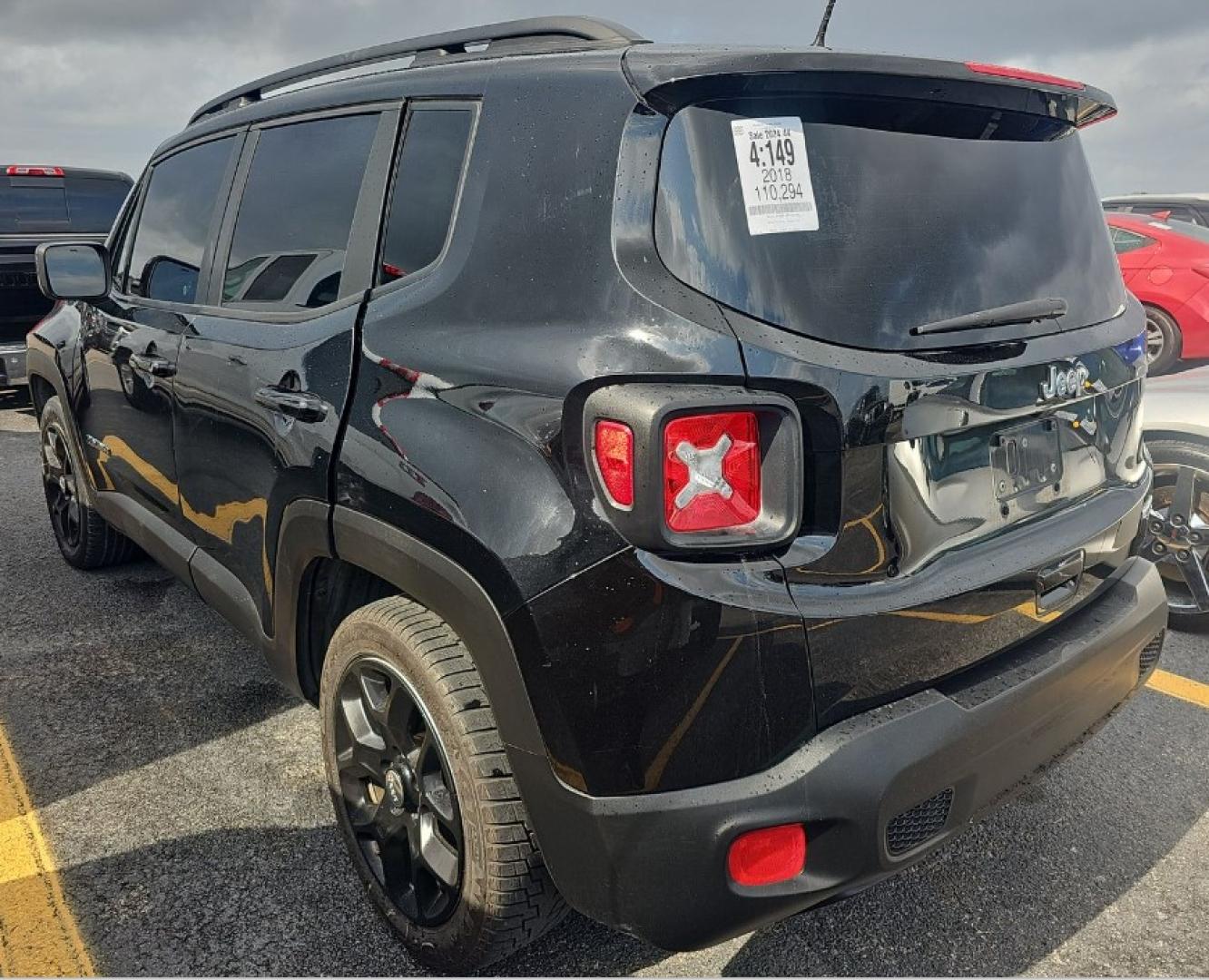 2018 Black /BLACK Jeep Renegade Latitude FWD (ZACCJABB4JP) with an 2.4L L4 DOHC 16V engine, 6M transmission, located at 18001 Kellogg Rd, Saucier, MS, 39574, (228) 832-1441, 139.421463, -76.641457 - 2018 Jeep Renegade Latitude **EZ FAST FINANCING** LIMITED ~ GREAT FUEL ECONOMY! 1-Owner! Well Maintained, CARFAX APPROVED, LOW DOWN PAYMENT, SKIP YOUR FIRST PAYMENT, IRON CLAD Warranty, AND MUCH MORE !! We have ALL TYPES OF FINANCING OPTIONS! This Books out for 15,940 - {{Buy it today for only - Photo#5