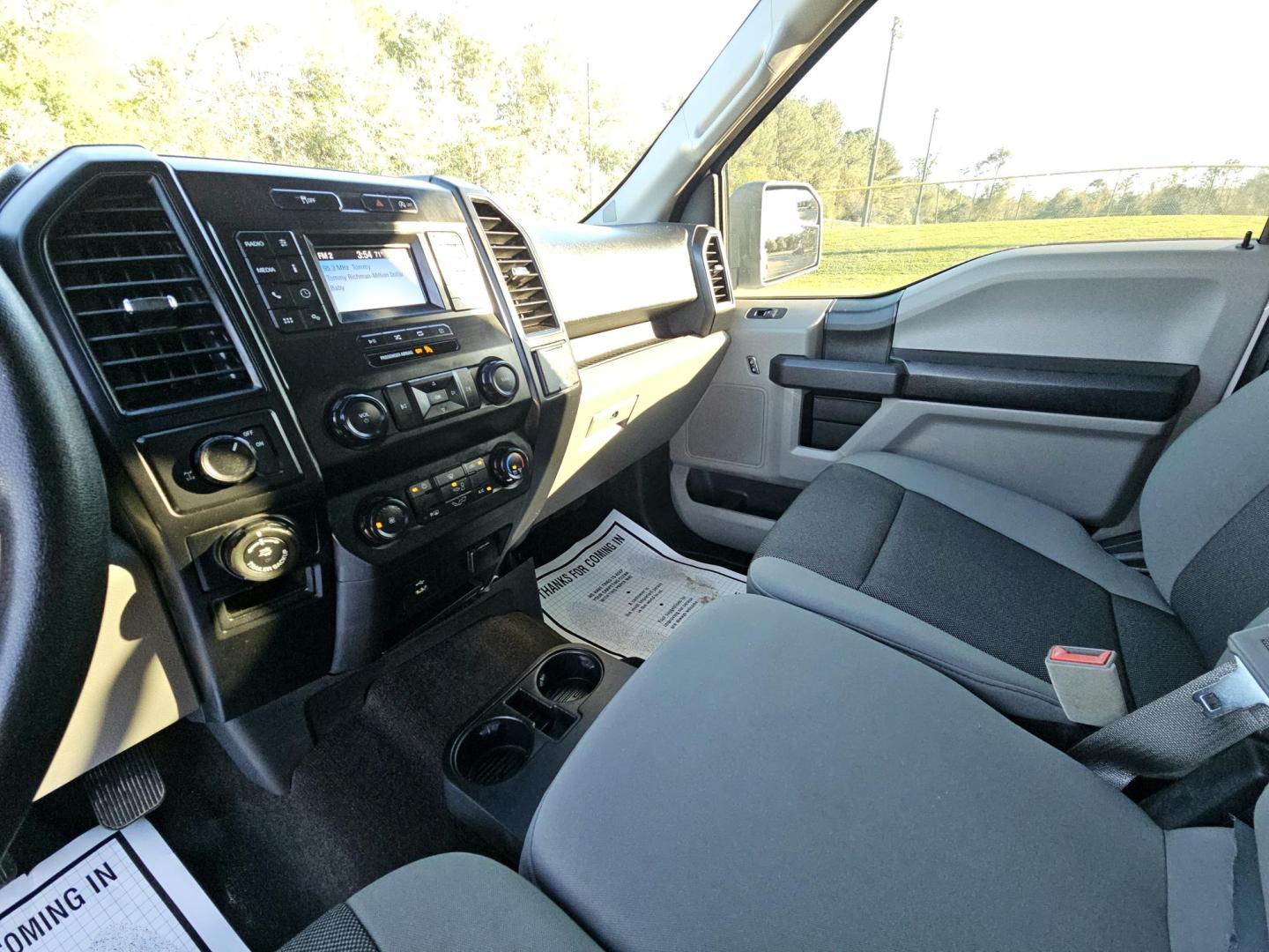 2019 White Ford F-150 XL (1FTEW1C5XKK) with an 5.0L V8 OHV 32V engine, 6A transmission, located at 18001 Kellogg Rd, Saucier, MS, 39574, (228) 832-1441, 139.421463, -76.641457 - 2019 Ford F-150 XL 4DR SUPERCREW, Back-up Camera, Integrated Turn Signal Mirrors, Satellite Radio, Bluetooth Connection, Privacy Glass, Smart Device Integration, Fog Lamps, Rear Parking Aid, Tire Pressure Monitor, Towing Package, Keyless Entry, Trailer Hitch, SuperCrew Cab, Side Airbags. Re - Photo#15