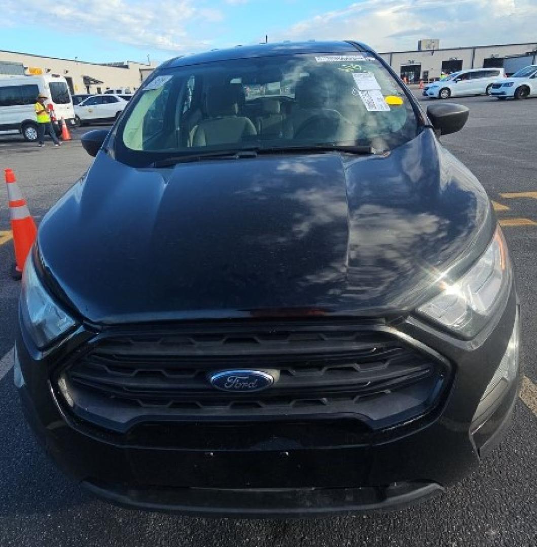 2018 Black /GRAY Ford EcoSport S (MAJ3P1RE3JC) with an 1.0L L3 engine, 6A transmission, located at 18001 Kellogg Rd, Saucier, MS, 39574, (228) 832-1441, 139.421463, -76.641457 - 2018 Ford EcoSport S Back-up Camera, Bluetooth Connection, Smart Device Integration, Tire Pressure Monitor, Front-Wheel Drive, Keyless Entry, Cargo Cover, Sync, Black Grille, Active Grille Shutters, USB Audio Interface, Independent Suspension, Front Stabilizer Bar, ALL HWY MILES SUPER CLEAN E - Photo#8