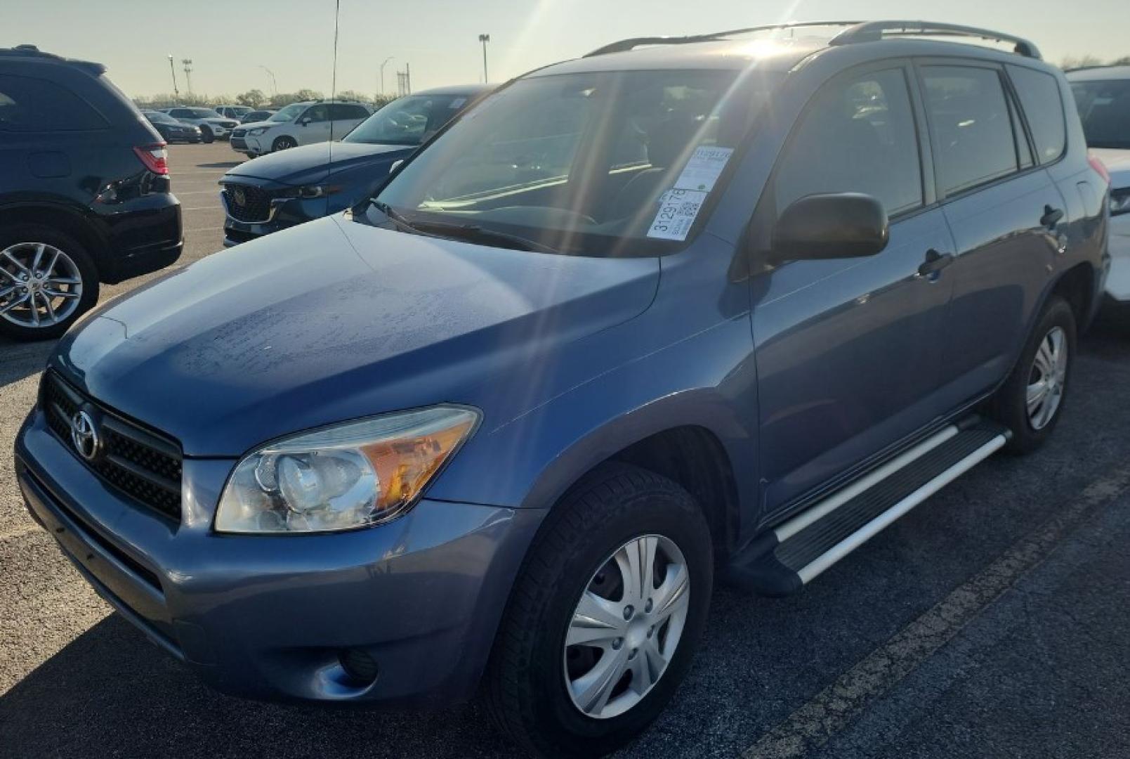 2008 Blue Toyota RAV4 Base I4 2WD (JTMZD33V986) with an 2.4L L4 DOHC 16V engine, 4-Speed Automatic transmission, located at 18001 Kellogg Rd, Saucier, MS, 39574, (228) 832-1441, 139.421463, -76.641457 - 2008 Toyota RAV4 LE with Front-Wheel Drive, Keyless Entry, Spoiler, 17 Inch Wheels, Cloth Seats, ALL HWY MILES SUPER CLEAN EXTREMELY WELL MAINTAINED, HIGHWAY MILES, DEALER SERVICED, OUR SERVICE TECH HAS INSPECTED THIS CAR AND CHECKED IT OUT. 2008 Toyota RAV4 VIN:JTMZD33V986071159 6050 122, - Photo#0