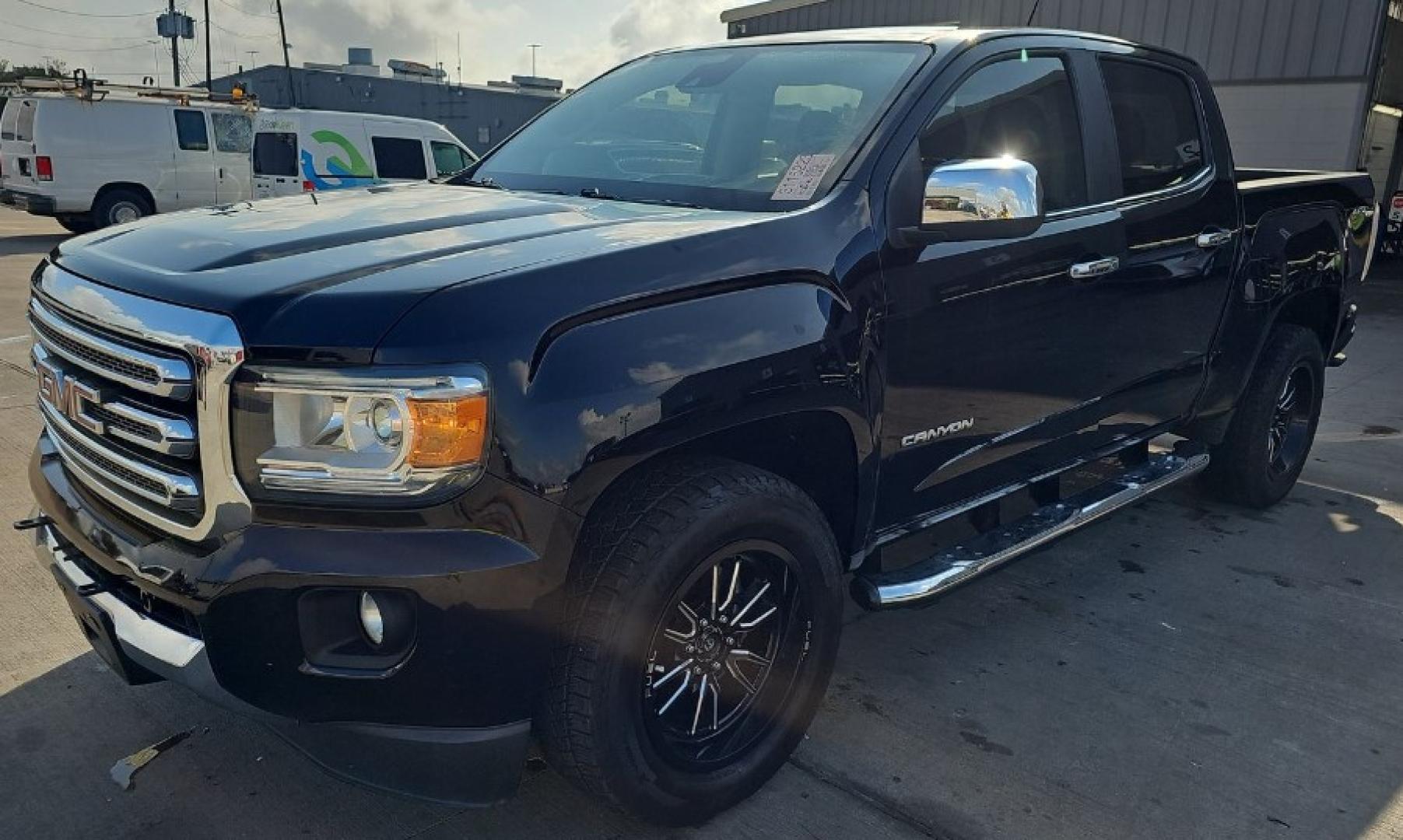 2016 Black GMC Canyon SLT Crew Cab 4WD (1GTG6DE39G1) with an 3.6L V6 DOHC 24V engine, 6A transmission, located at 18001 Kellogg Rd, Saucier, MS, 39574, (228) 832-1441, 139.421463, -76.641457 - 2016 GMC Canyon SLT 4DR, 4X4, Four-Wheel Drive, Preferred Equipment Package, Navigation System, Keyless Entry, Fog Lights, Leather Seats, Heated Seats, 18 Inch Wheels, Alloy Wheels, Intellilink, and Bose Sound System, ALL HWY MILES SUPER CLEAN EXTREMELY WELL MAINTAINED, HIGHWAY MILES, CARFAX CHEC - Photo#0