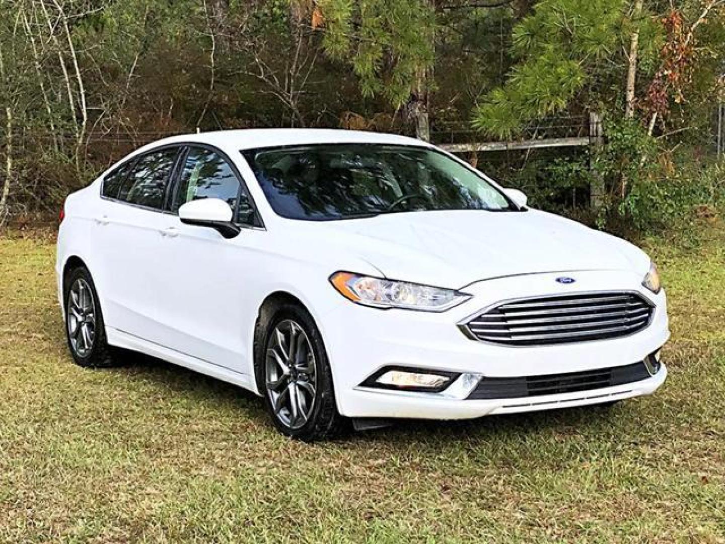 2017 White /Black Ford Fusion S Sedan 4D (3FA6P0G74HR) with an 2.5L L4 DOHC 16V engine, Auto, 6-Spd SelectShift transmission, located at 18001 Kellogg Rd, Saucier, MS, 39574, (228) 832-1441, 139.421463, -76.641457 - Photo#13