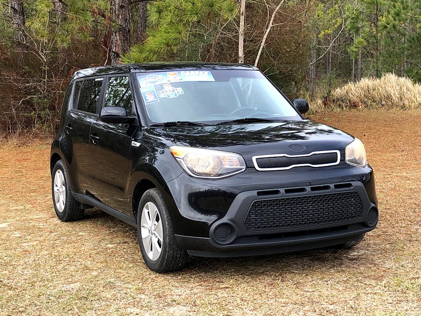 2015 Black Kia Soul Base (KNDJN2A20F7) with an 1.6L L4 DOHC 16V engine, Automatic transmission, located at 18001 Kellogg Rd, Saucier, MS, 39574, (228) 832-1441, 39.421459, -76.641457 - Photo#11